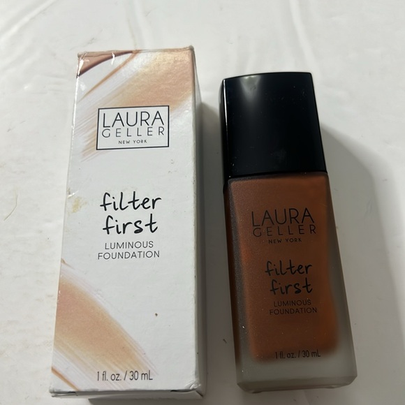 LAURA‎ GELLER NEWYORK FILTER FIRST LUMINOUS FOUNDATION 1fl. oz 30ml - Picture 1 of 4